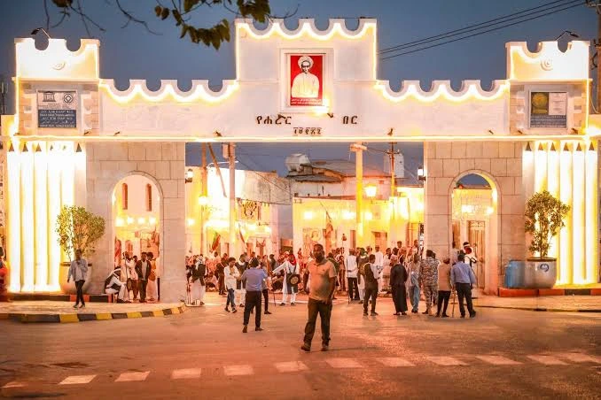 Harar Jugol Walled City and Hyena Feeding Tradition - Eastern Ethiopia Cultural Tours